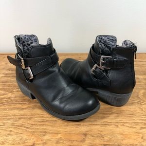 Cynthia Rowley booties